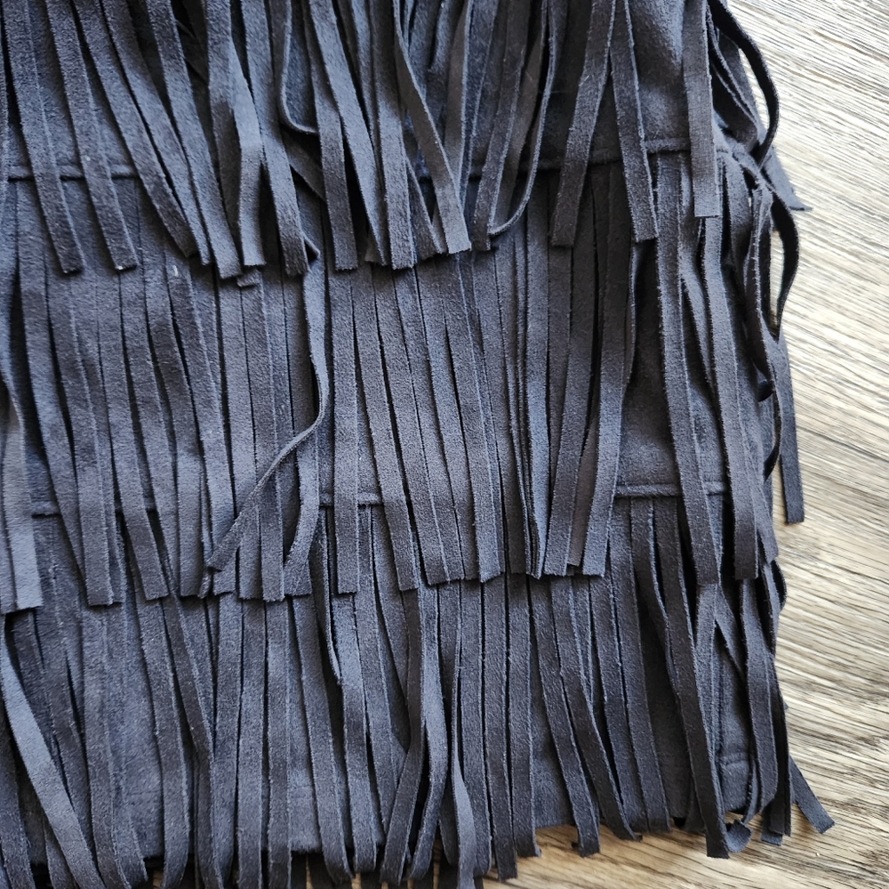 Abercrombie & Fitch Black Fringe Faux Suede Leather Mini Skirt Size 10 - Picture 7 of 10
